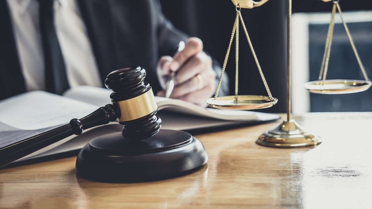 Litigation Solicitor