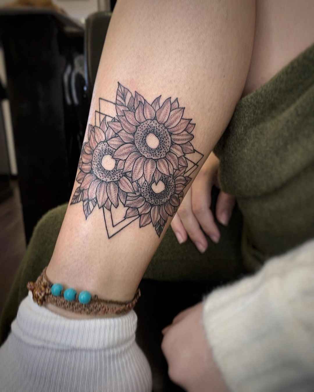 10 Shoulder Sunflower Tattoo Ideas That Will Blow Your Mind  alexie