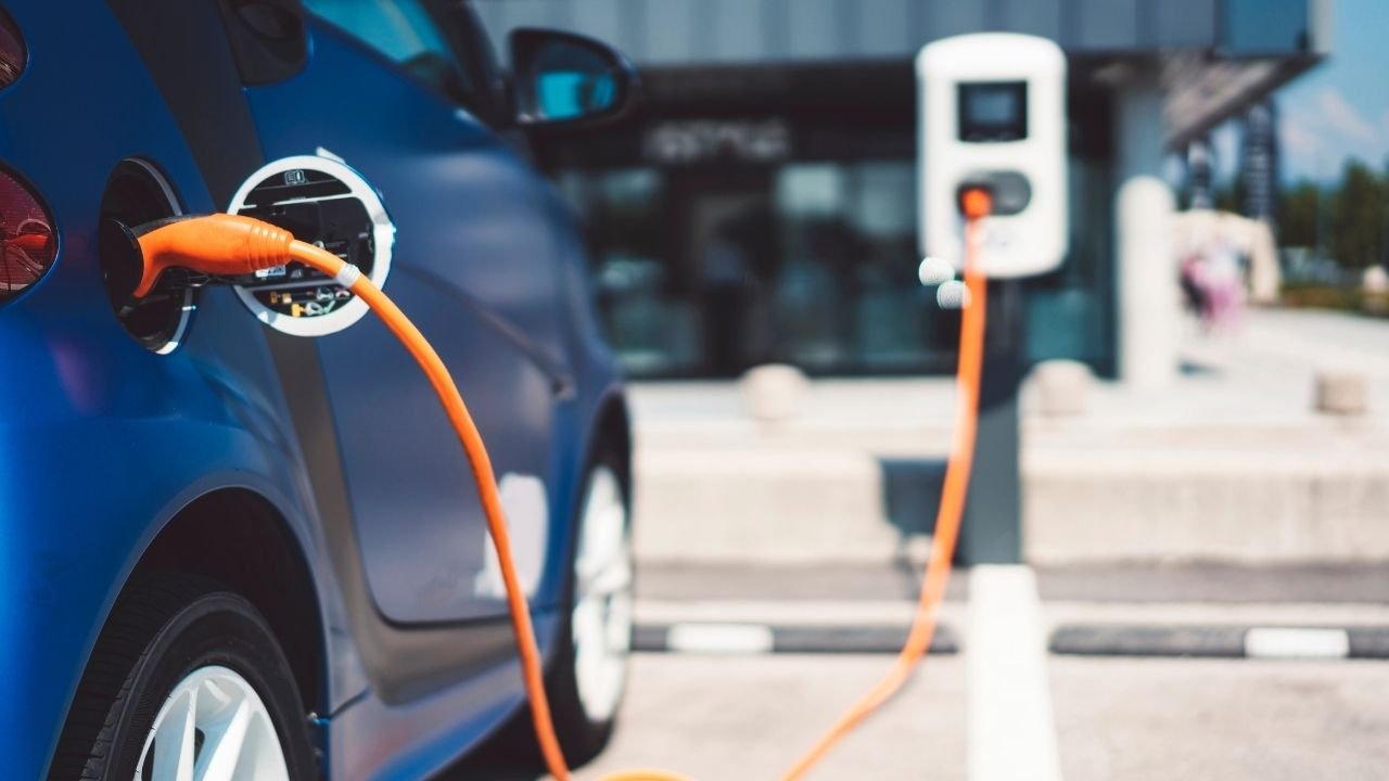 A Breakdown Of State And Federal Electric Car Rebates And Incentives