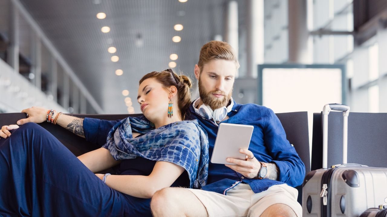 10 Tips On How To Avoid Flight Delays Or Cancellations 10 Tips On How To Avoid Flight Delays Or Cancellations